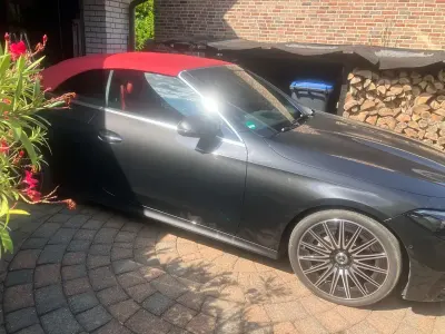 Gebraucht Mercedes CLE220 AMG line 197 PS (144 kW) 2024 Grau Cabrio