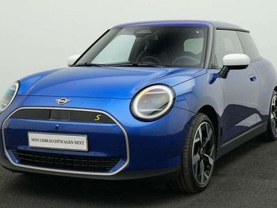 Gebraucht Mini Cooper SE 160 kW (218 PS) 2025 Blazing blue Kleinwagen