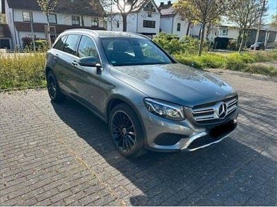 Gebraucht Mercedes GLC250 211 PS (155 kW) 2018 Grau SUV