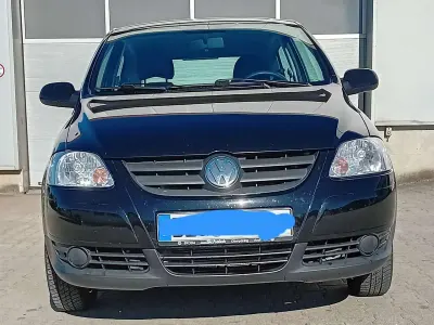 Gebraucht VW Fox 54 PS (39 kW) 2006 Schwarz Kleinwagen