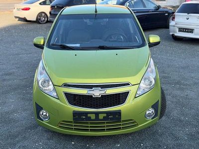 Grün Gebraucht 2010 Chevrolet Spark LS Kleinwagen | 2.350 € (Fairer Preis)