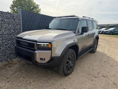 Nouă Toyota Land Cruiser 205 CP (150 kW) 2026 Maro SUV