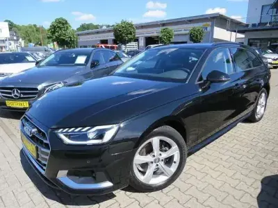 Gebraucht Audi A4 Advanced Plus 136 PS (100 kW) 2020 Andere Kombi