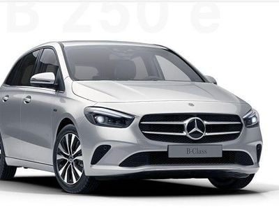 Usata Mercedes E250 Style 160 CV (117 kW) 2020 Argento Berlina