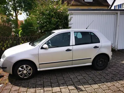 Gebraucht Skoda Fabia 75 PS (55 kW) 2004 Silber Limousine