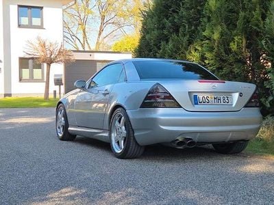 Gebraucht Mercedes SLK230 193 PS (141 kW) 1999 Silber Cabrio