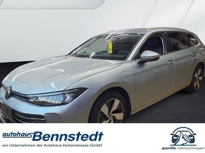 Außenfarbe: Gebraucht 2025 VW Passat Business Kombi | 34.420 € (Fairer Preis)