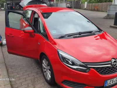 Gebraucht Opel Zafira Tourer Style 140 PS (102 kW) 2017 Van / Kleinbus