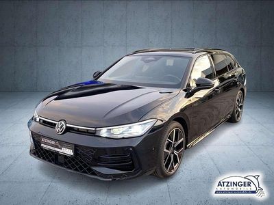 Second-hand VW Passat R-line 193 CP (141 kW) 2024 Negru Break