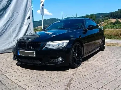 Gebraucht BMW 335 Cabriolet M Sport 306 PS (225 kW) 2011 Schwarz Cabrio