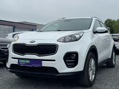 Używany Kia Sportage Attract 132 KM (97 kW) 2016 Biały SUV