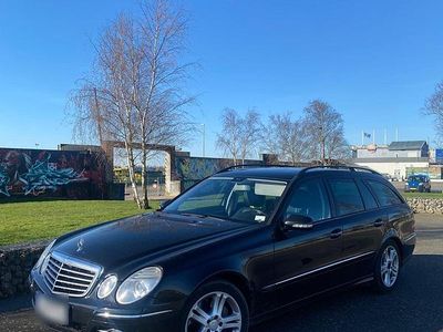 Usata Mercedes E280 190 CV (139 kW) 2006 Nero Station wagon