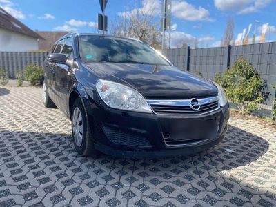 Gebraucht Opel Astra Edition 116 PS (85 kW) 2009 Kombi