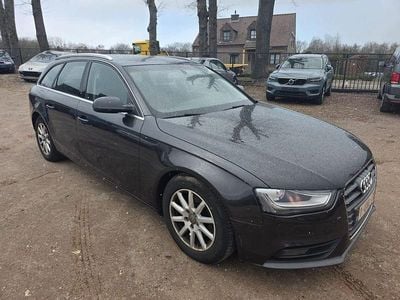 Gebraucht Audi A4 Attraction 136 PS (100 kW) 2013 Grau Kombi