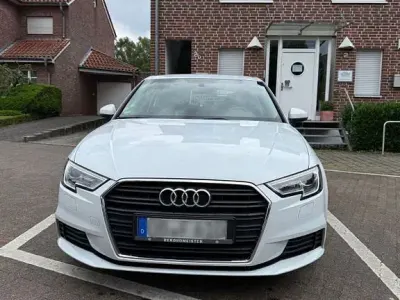 Gebraucht Audi A3 Ambiente 116 PS (85 kW) 2017 Weiß Limousine