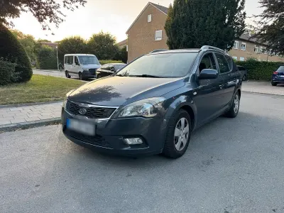 Gebraucht Kia Ceed 90 PS (66 kW) 2010 Kleinwagen