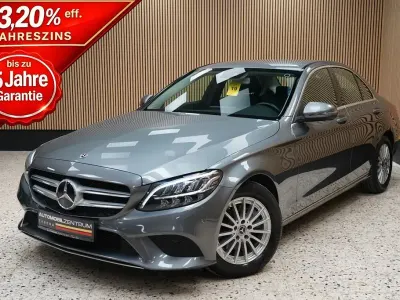 Gebraucht Mercedes C200 Avantgarde 160 PS (117 kW) 2020 Grau Limousine