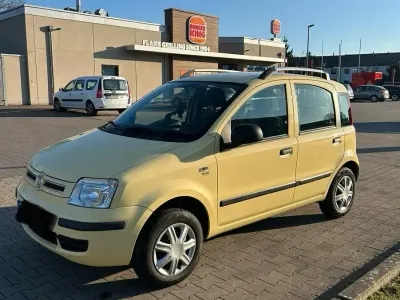 Gebraucht Fiat Panda 60 PS (44 kW) 2010 Gelb Kleinwagen