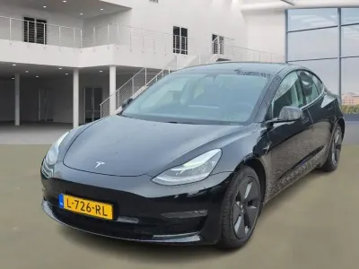 Second-hand Tesla Model 3 Long Range AWD 258 kW (351 CP) 2020 Negru Berlinǎ