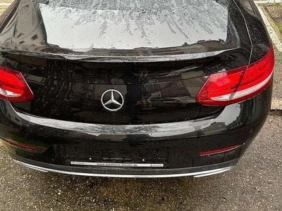 Gebraucht Mercedes C180 156 PS (114 kW) 2017 Schwarz Coupé