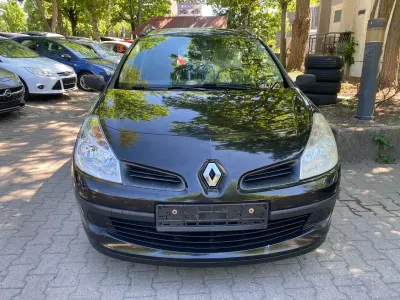 Gebraucht Renault Clio II Authentique 75 PS (55 kW) 2009 Schwarz Limousine