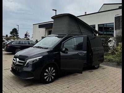 Mercedes V220