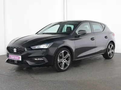 Gebraucht Seat Leon FR 116 PS (85 kW) 2022 Mitternachtsschwarz Limousine