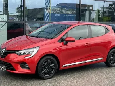 Gebraucht Renault Clio V Zen 91 PS (66 kW) 2021 Rot Limousine