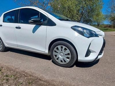 Brugt Toyota Yaris 69 HK (50 kW) 2017 Hvid Hatchback