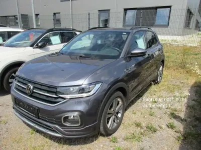 Gebraucht VW T-Cross IQ Drive 110 PS (80 kW) 2023 Rauchgrau metallic SUV