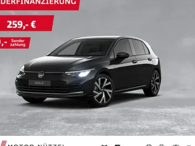 Gebraucht VW Golf VIII Move 130 PS (95 kW) 2024 Schwarz Limousine