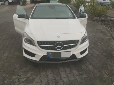Używany Mercedes CLA220 AMG line 177 KM (130 kW) 2013 Biały Sedan/Limuzyna