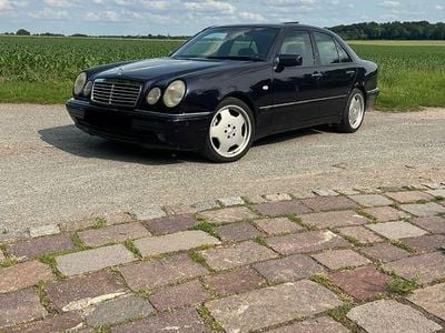 Mercedes E50 AMG