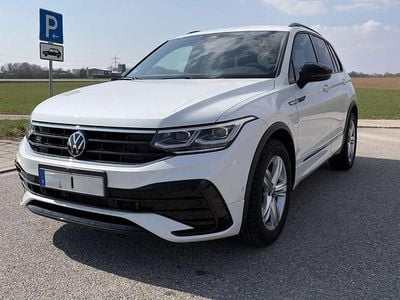 Usata VW Tiguan R-line 150 CV (110 kW) 2024 Bianco SUV