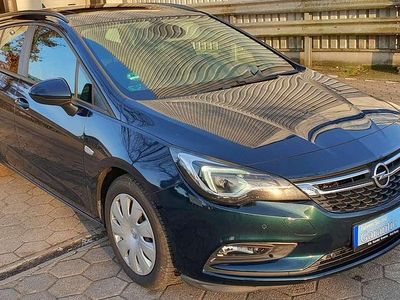 Gebraucht Opel Astra Business 160 PS (117 kW) 2016 Smaragd gruen (mi) Kombi