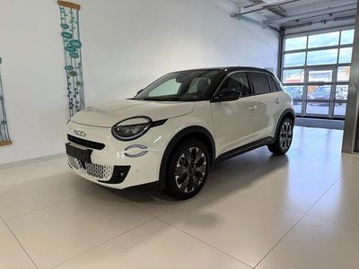 Neu Fiat 600 La Prima 110 PS (80 kW) 2025 934 gelato weiss bicolore SUV