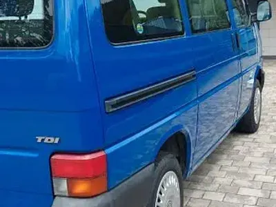 Gebraucht VW T4 102 PS (75 kW) 2000 Blau Van