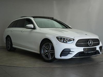 Usata Mercedes E300 AMG 194 CV (142 kW) 2022 Bianco Berlina
