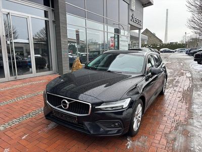 Schwarz Gebraucht 2020 Volvo V60 Momentum Kombi | 24.180 € (Fairer Preis)