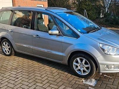 Gebraucht Ford Galaxy Titanium 163 PS (119 kW) 2012 Silber Van / Kleinbus