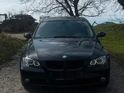 Gebraucht BMW 320 150 PS (110 kW) 2005 Schwarz Limousine