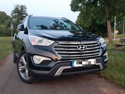Hyundai Grand Santa Fe