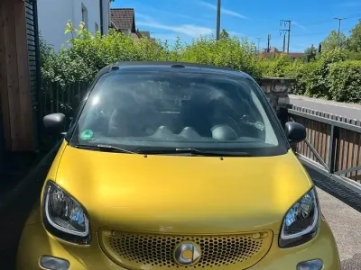 Gebraucht Smart ForTwo Cabrio 71 PS (52 kW) 2017 Gelb Cabrio