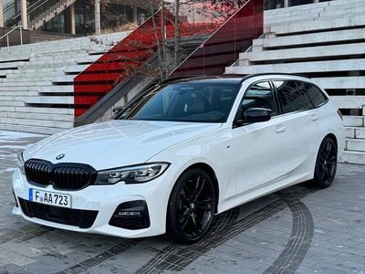 Weiß Gebraucht 2021 BMW 320 M Sport Kombi | 25.000 € (Guter Preis)