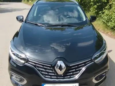 Gebraucht Renault Kadjar Intens 140 PS (102 kW) 2021 Schwarz SUV