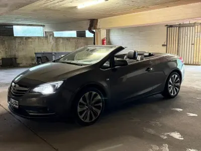 Gebraucht Opel Cascada 170 PS (125 kW) 2013 Grau Cabrio