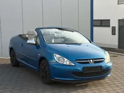 Gebraucht Peugeot 307 CC 136 PS (100 kW) 2004 Blau Cabrio