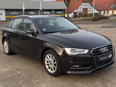 Gebraucht Audi A3 Attraction 150 PS (110 kW) 2014 Braun Limousine