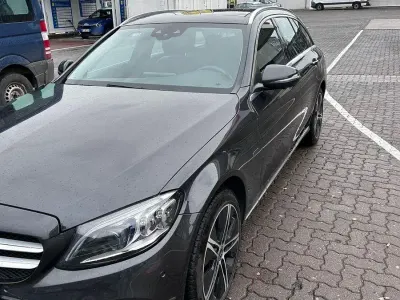 Gebraucht Mercedes E300 320 PS (235 kW) 2021 Schwarz Kombi