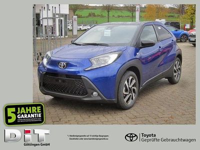 Neu Toyota Aygo X 72 PS (52 kW) 2025 Blau SUV